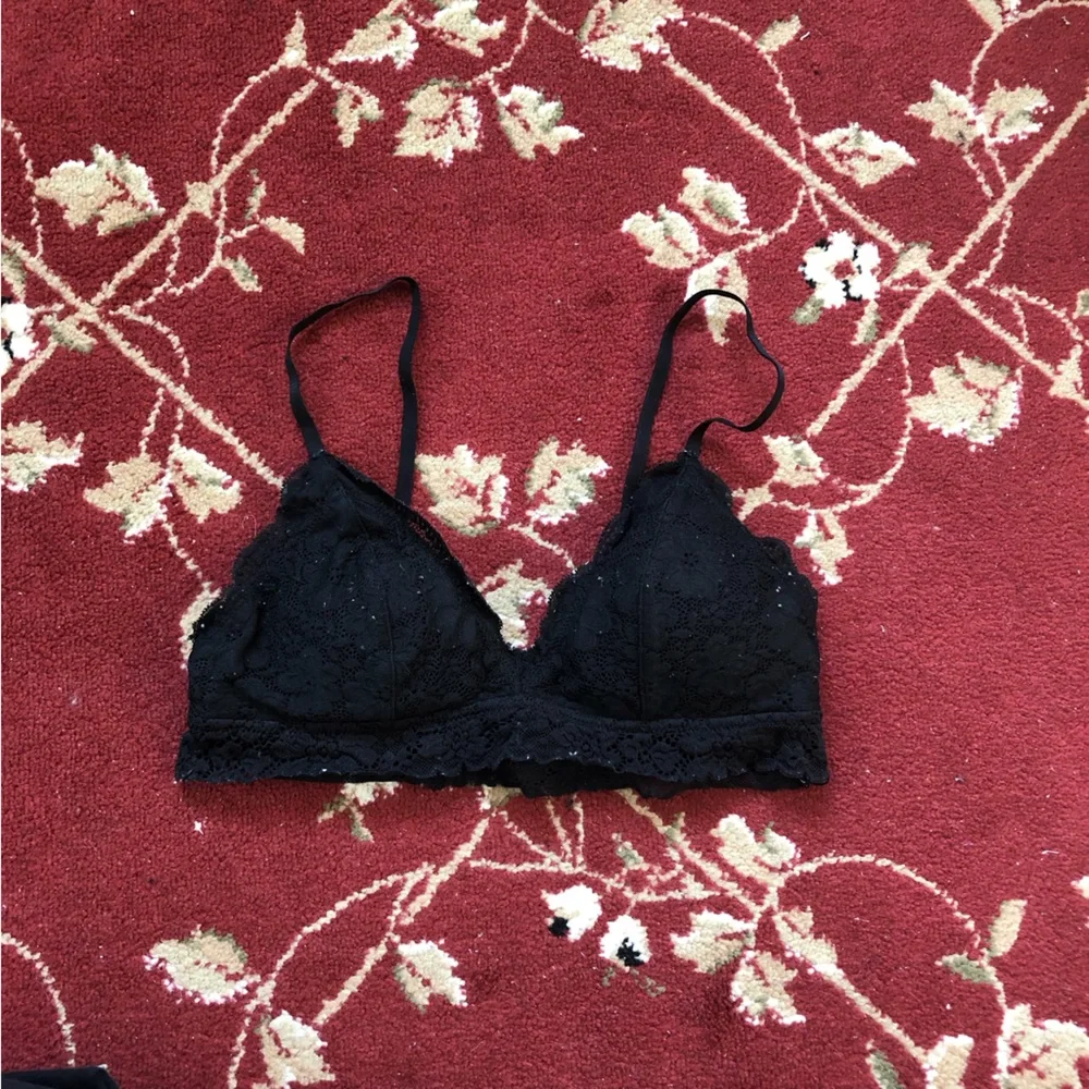 Lace bralette - Picture 3 of 5